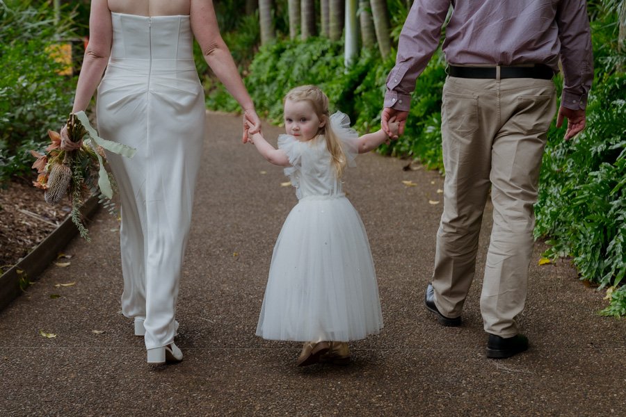 AngelaBrushePhotography_WEDDING_260626_E&C_SNEAKPEEKS-33.jpg