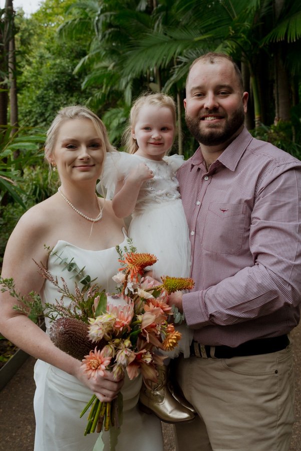 AngelaBrushePhotography_WEDDING_260626_E&C_SNEAKPEEKS-36.jpg
