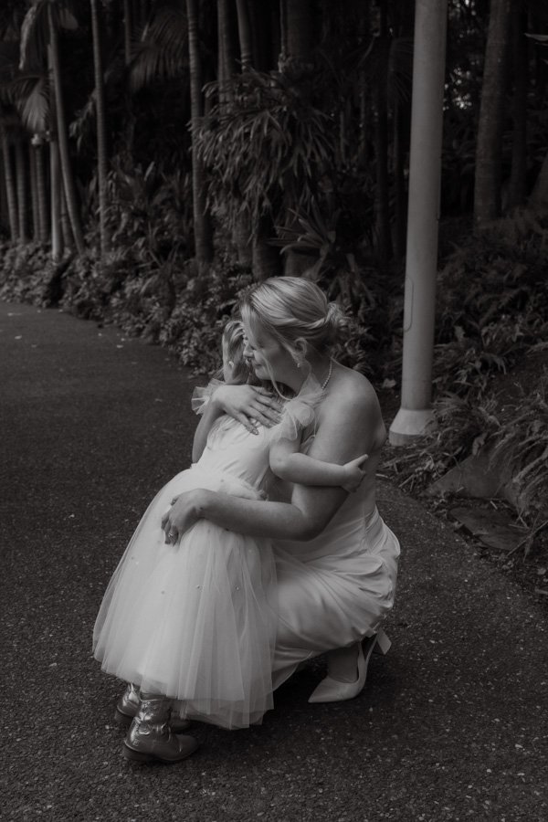 AngelaBrushePhotography_WEDDING_260626_E&C_SNEAKPEEKS-38.jpg