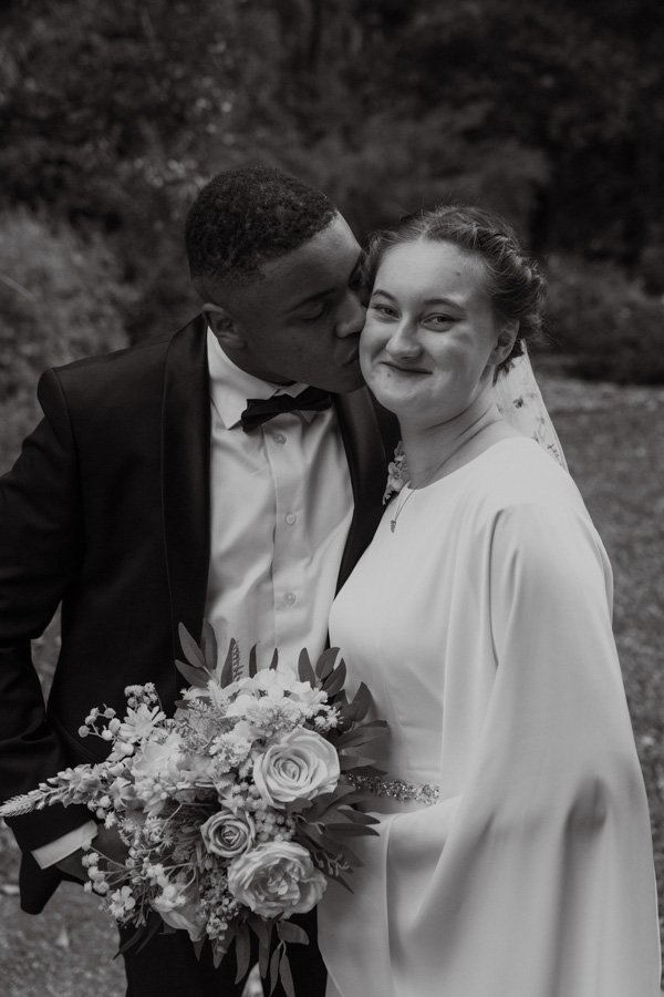 AngelaBrushePhotography_WEDDING_270626_E&C_SNEAKPEEKS-23.jpg