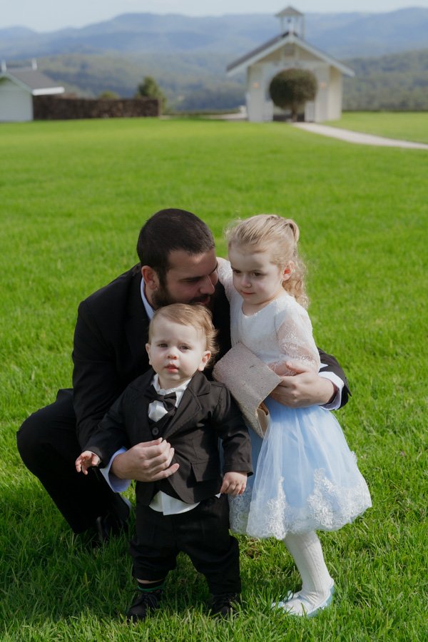 AngelaBrushePhotography_WEDDING_040726_J&A_SNEAKPEEKS-4.jpg