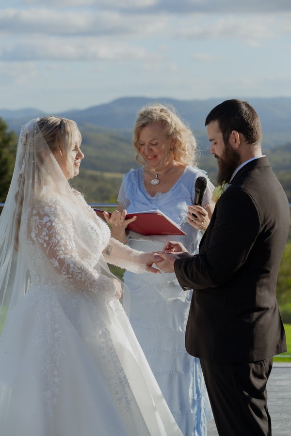 AngelaBrushePhotography_WEDDING_040726_J&A_SNEAKPEEKS-57.jpg