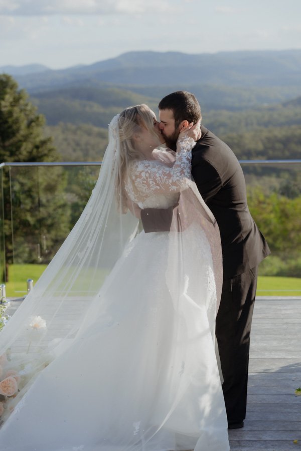 AngelaBrushePhotography_WEDDING_040726_J&A_SNEAKPEEKS-60.jpg