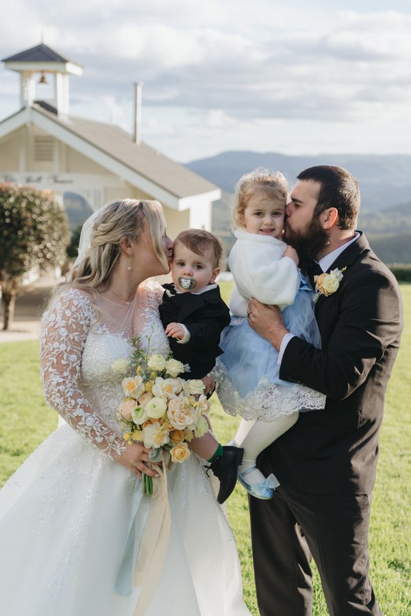 AngelaBrushePhotography_WEDDING_040726_J&A_SNEAKPEEKS-77.jpg
