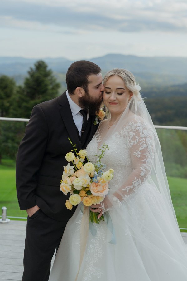 AngelaBrushePhotography_WEDDING_040726_J&A_SNEAKPEEKS-91.jpg