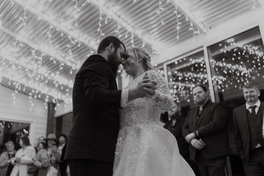 AngelaBrushePhotography_WEDDING_040726_J&A_SNEAKPEEKS-143.jpg