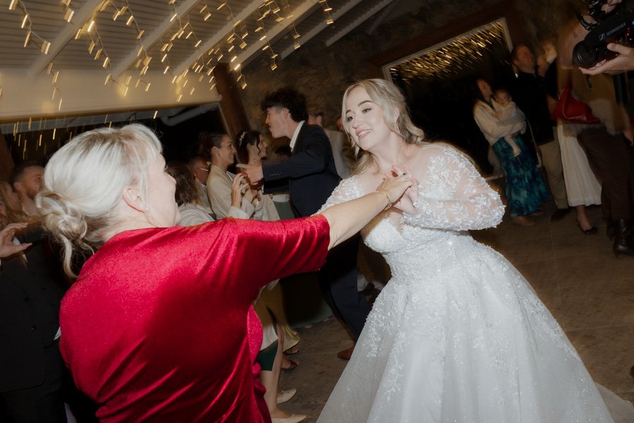 AngelaBrushePhotography_WEDDING_040726_J&A_SNEAKPEEKS-150.jpg