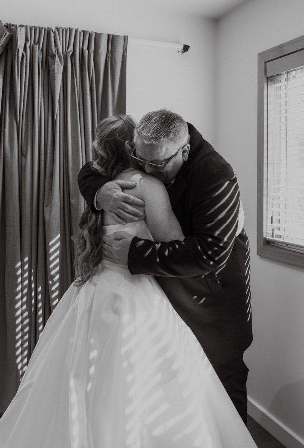 AngelaBrushePhotography_WEDDING_180726_N&P_SNEAKPEEKS-44.jpg