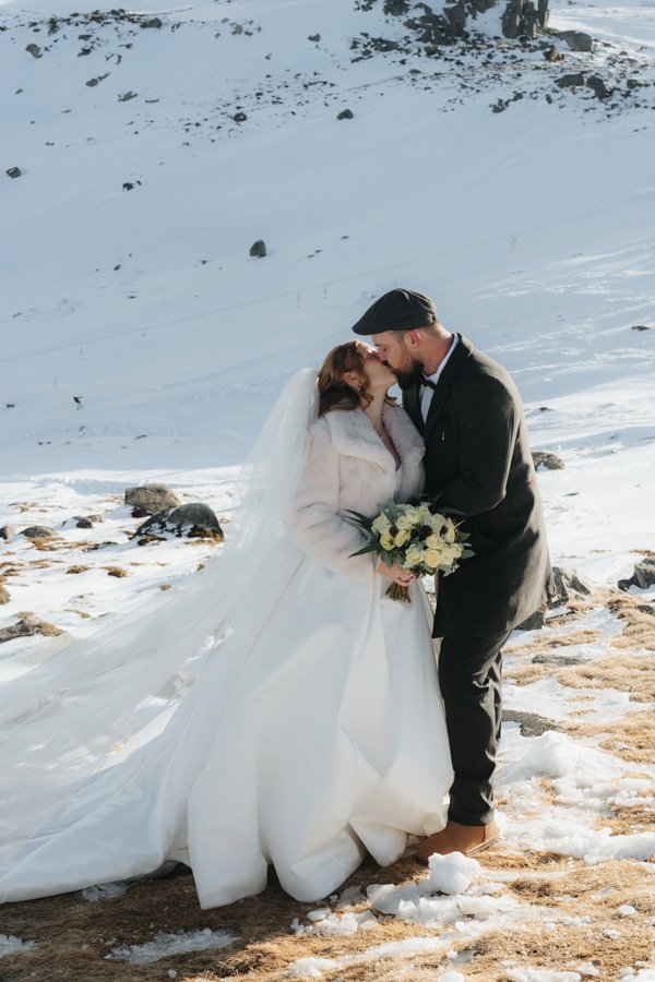 AngelaBrushePhotography_WEDDING_180726_N&P_SNEAKPEEKS-117.jpg