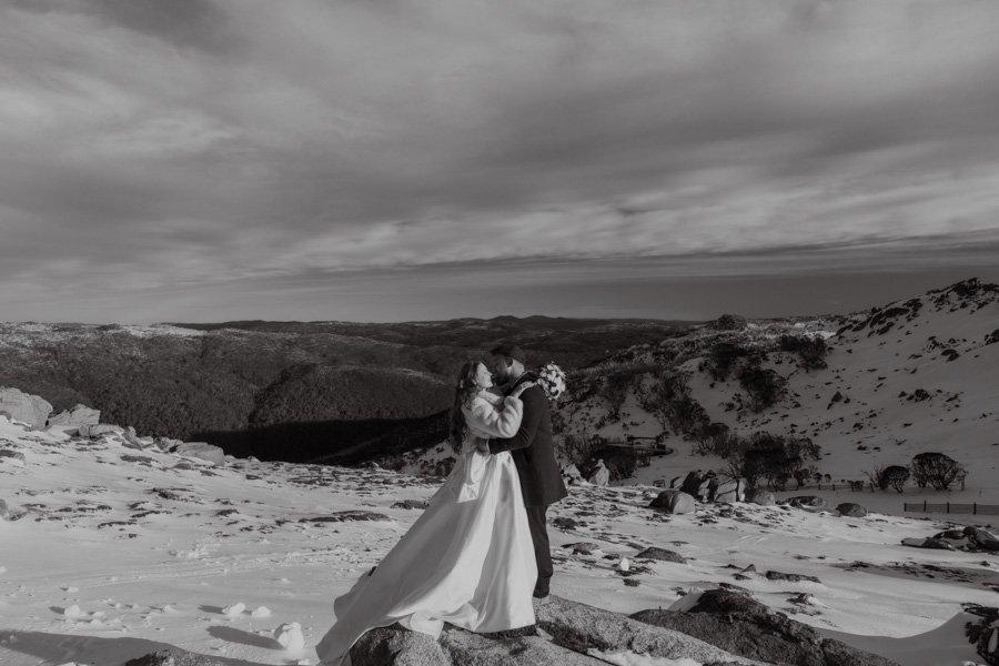AngelaBrushePhotography_WEDDING_180726_N&P_SNEAKPEEKS-122.jpg