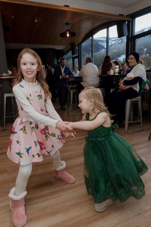 AngelaBrushePhotography_WEDDING_180726_N&P_SNEAKPEEKS-156.jpg