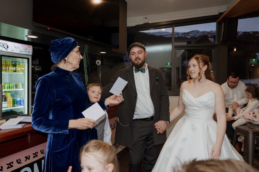 AngelaBrushePhotography_WEDDING_180726_N&P_SNEAKPEEKS-160.jpg