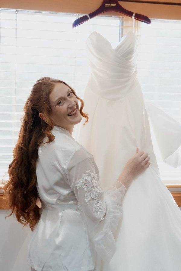 AngelaBrushePhotography_WEDDING_180726_N&P_SNEAKPEEKS-24.jpg