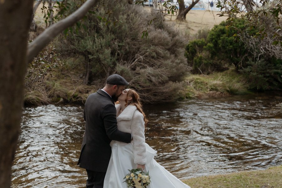 AngelaBrushePhotography_WEDDING_180726_N&P_SNEAKPEEKS-153.jpg