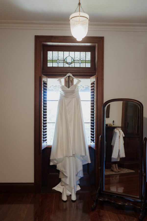 AngelaBrushePhotography_WEDDING_260726_R&J_SNEAKPEEKS-1.jpg