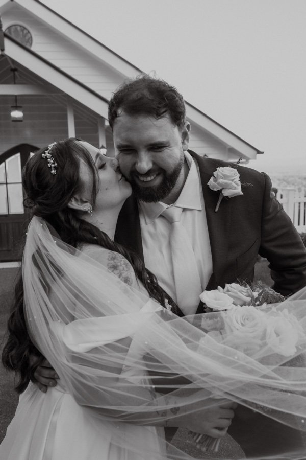 AngelaBrushePhotography_WEDDING_260726_R&J_SNEAKPEEKS-101.jpg
