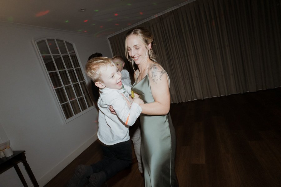 AngelaBrushePhotography_WEDDING_260726_R&J_SNEAKPEEKS-186.jpg
