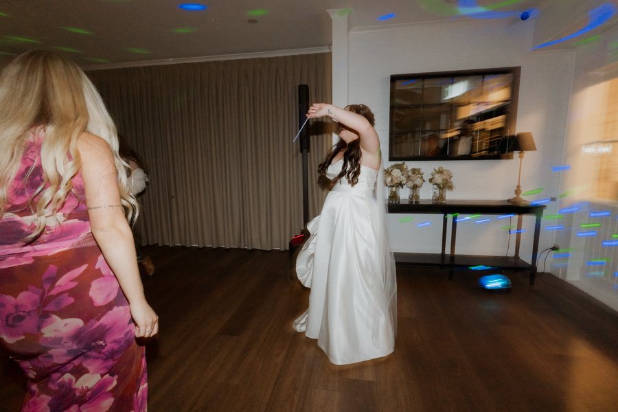 AngelaBrushePhotography_WEDDING_260726_R&J_SNEAKPEEKS-188.jpg