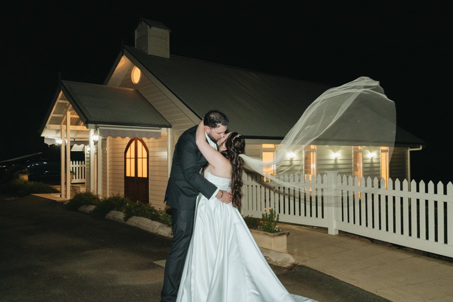 AngelaBrushePhotography_WEDDING_260726_R&J_SNEAKPEEKS-194.jpg