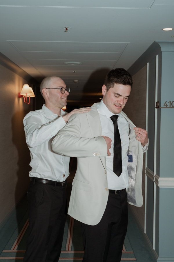 AngelaBrushePhotography_WEDDING_010826_J&T_SNEAKPEEKS-9.jpg