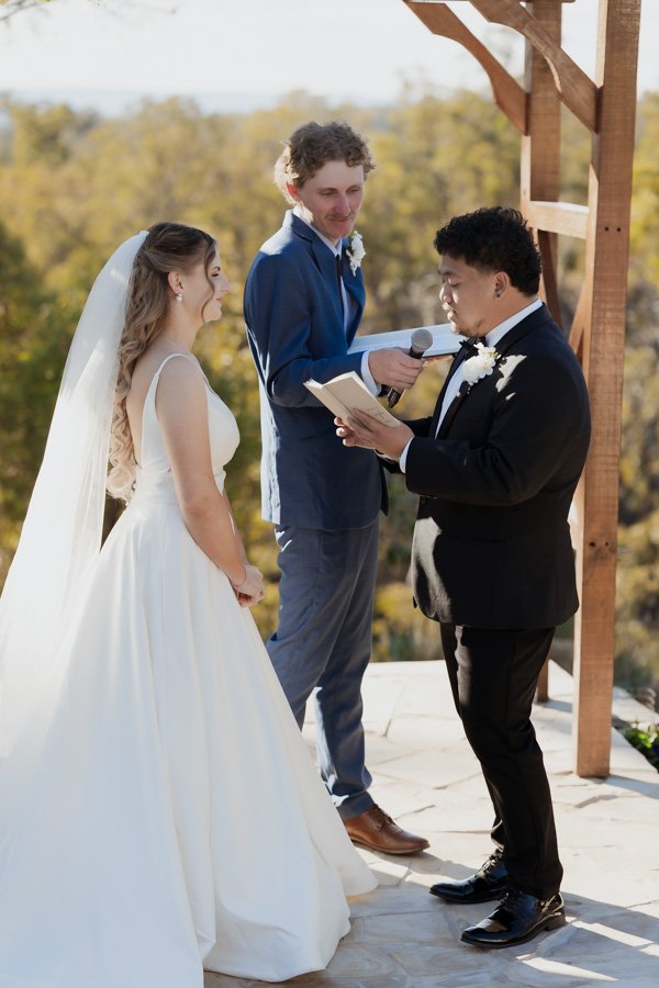 AngelaBrushePhotography_WEDDING_A&J_210826_SNEAKPEEKS-70.jpg