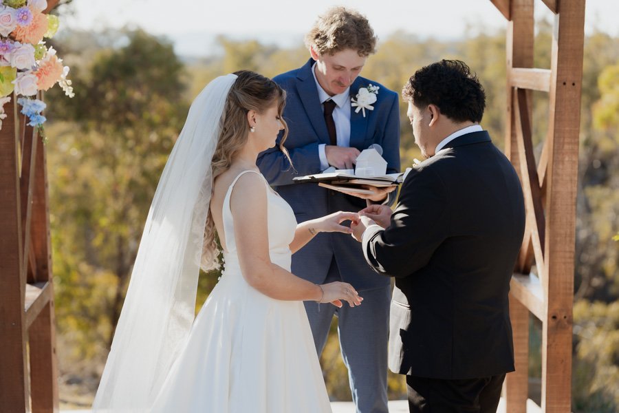 AngelaBrushePhotography_WEDDING_A&J_210826_SNEAKPEEKS-71.jpg