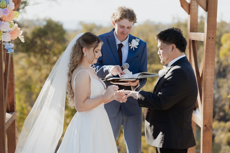 AngelaBrushePhotography_WEDDING_A&J_210826_SNEAKPEEKS-72.jpg