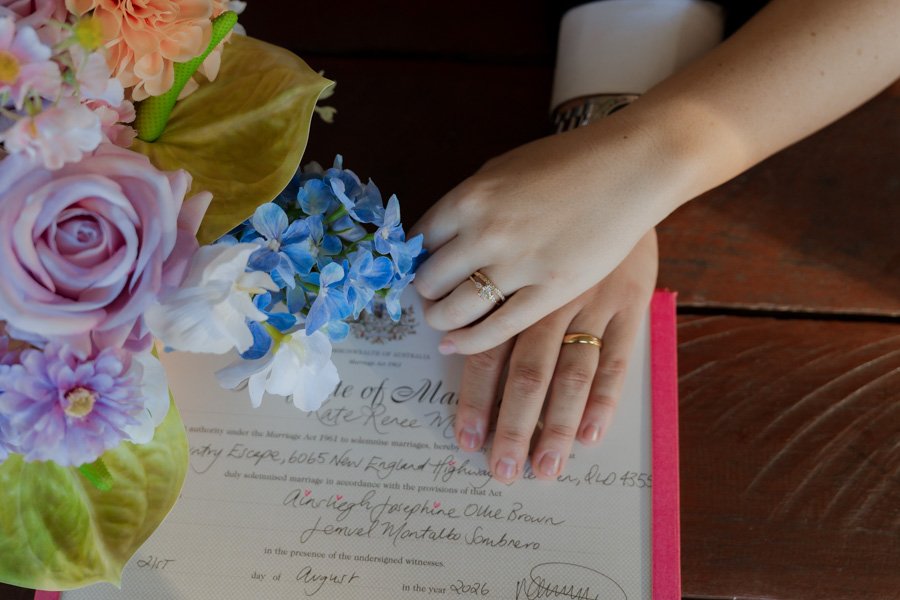 AngelaBrushePhotography_WEDDING_A&J_210826_SNEAKPEEKS-92.jpg