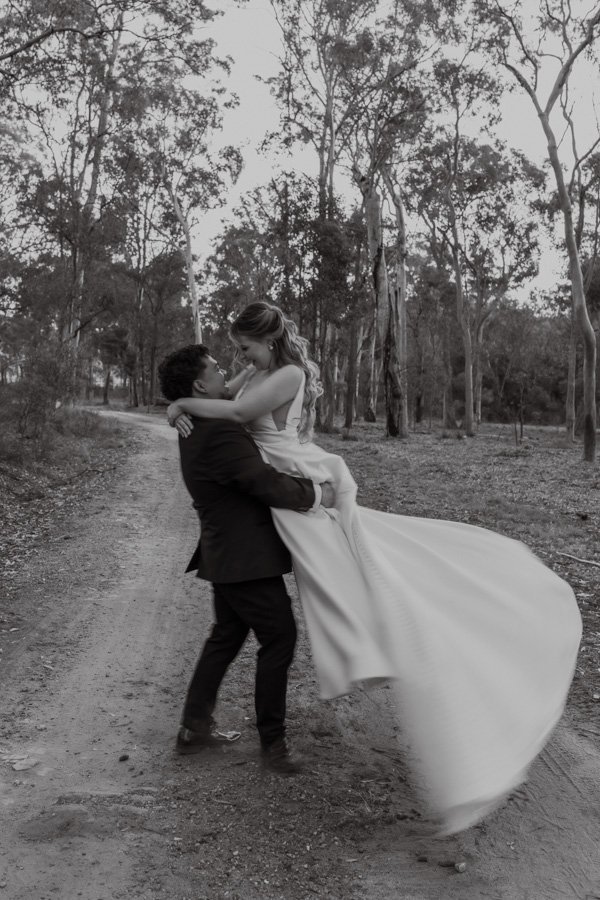 AngelaBrushePhotography_WEDDING_A&J_210826_SNEAKPEEKS-121.jpg