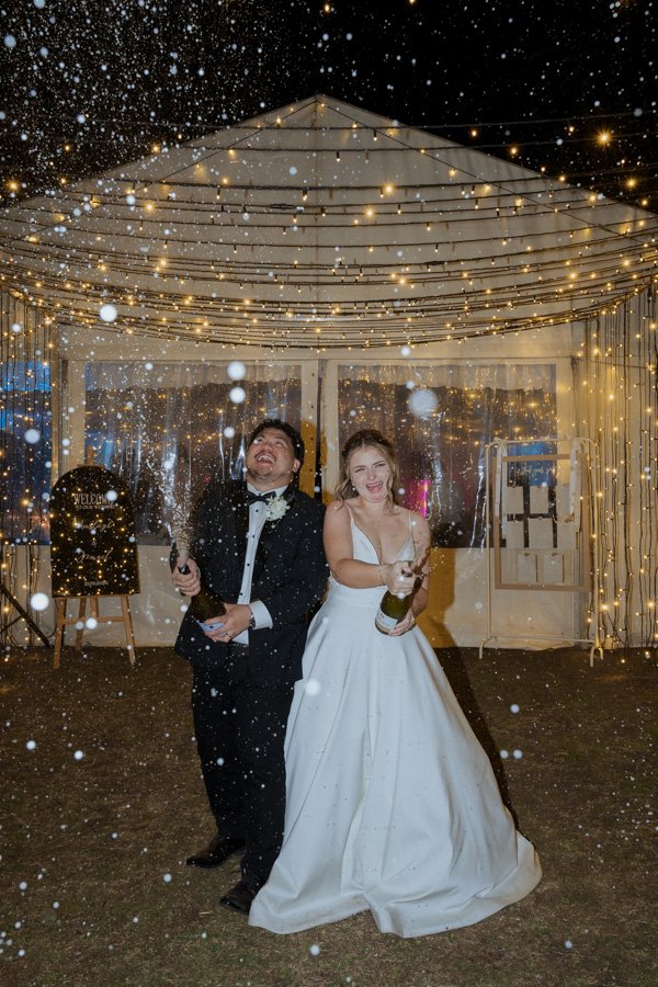 AngelaBrushePhotography_WEDDING_A&J_210826_SNEAKPEEKS-178.jpg