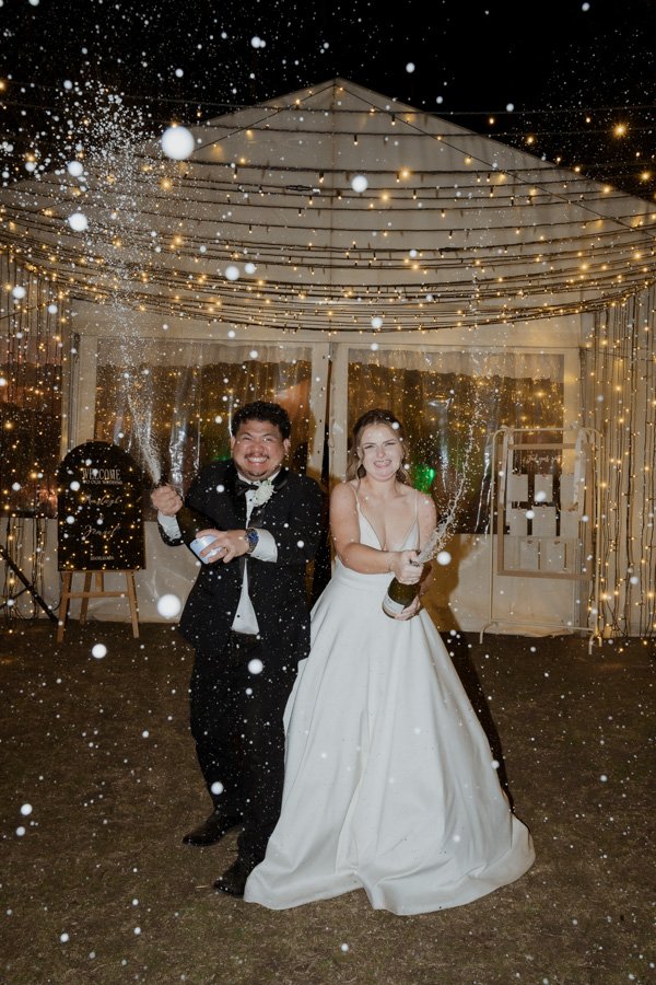 AngelaBrushePhotography_WEDDING_A&J_210826_SNEAKPEEKS-177.jpg