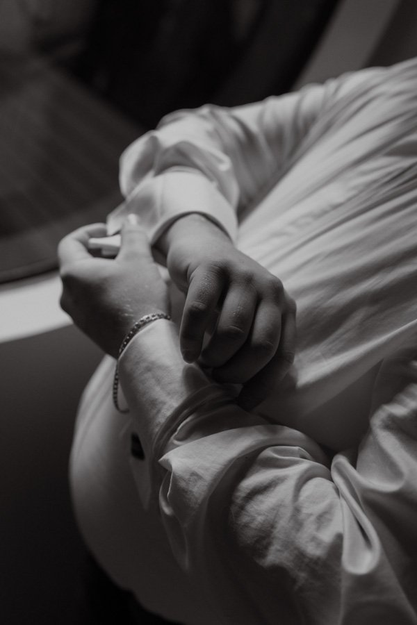 AngelaBrushePhotography_WEDDING_L&D_270826_SNEAKPEEKS-9.jpg
