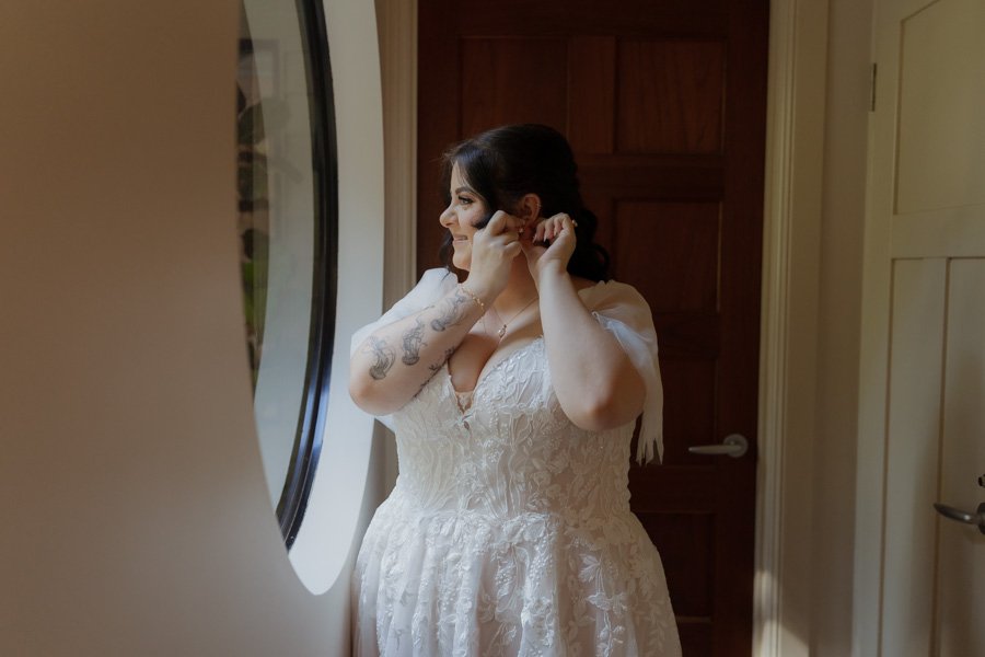 AngelaBrushePhotography_WEDDING_L&D_270826_SNEAKPEEKS-32.jpg