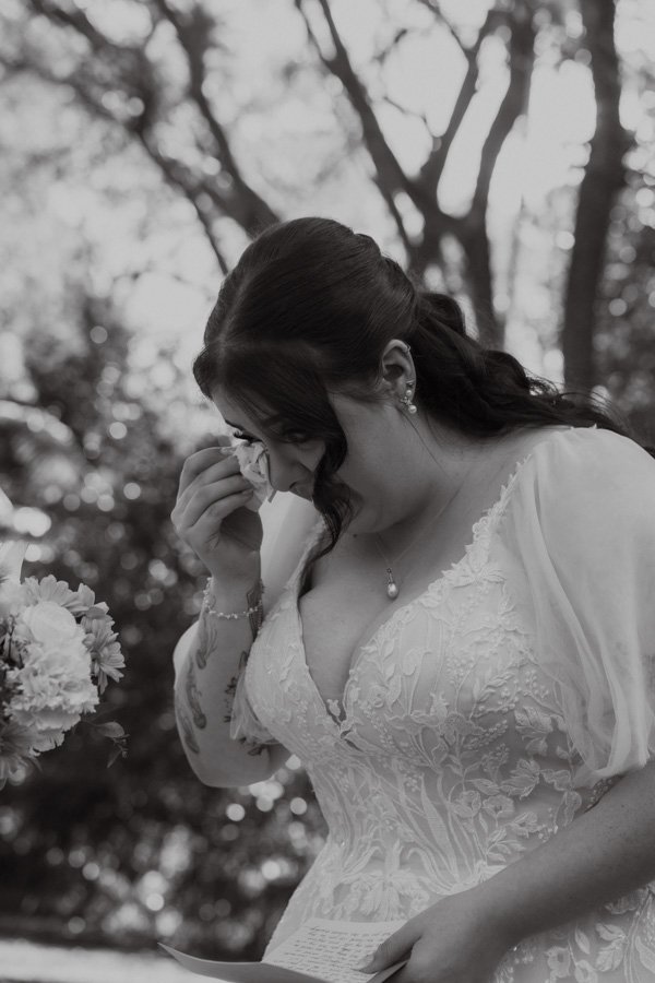 AngelaBrushePhotography_WEDDING_L&D_270826_SNEAKPEEKS-43.jpg