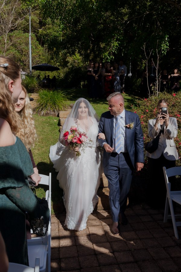 AngelaBrushePhotography_WEDDING_L&D_270826_SNEAKPEEKS-54.jpg