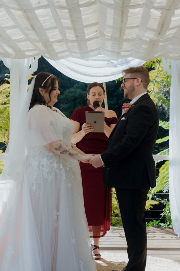AngelaBrushePhotography_WEDDING_L&D_270826_SNEAKPEEKS-58.jpg