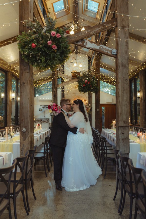 AngelaBrushePhotography_WEDDING_L&D_270826_SNEAKPEEKS-105.jpg