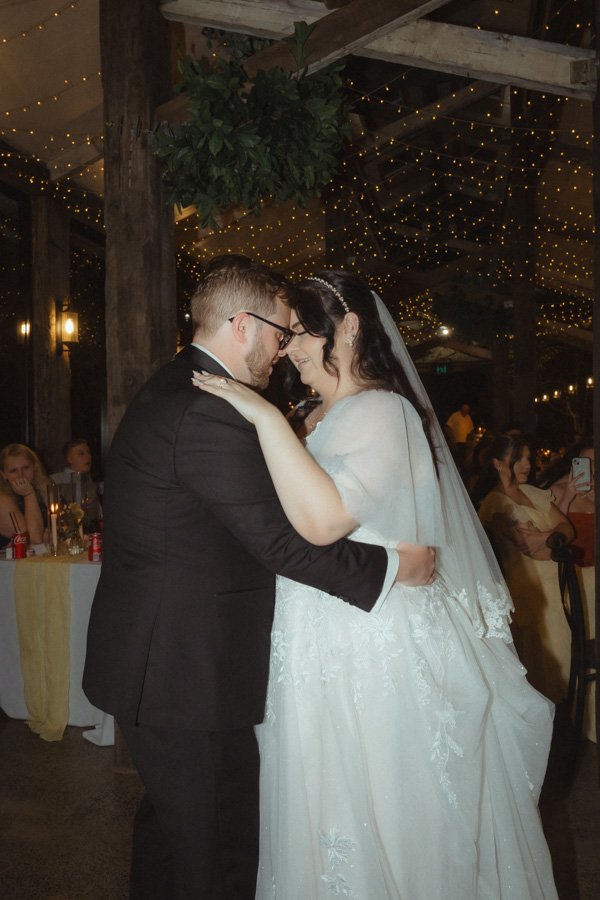 AngelaBrushePhotography_WEDDING_L&D_270826_SNEAKPEEKS-150.jpg