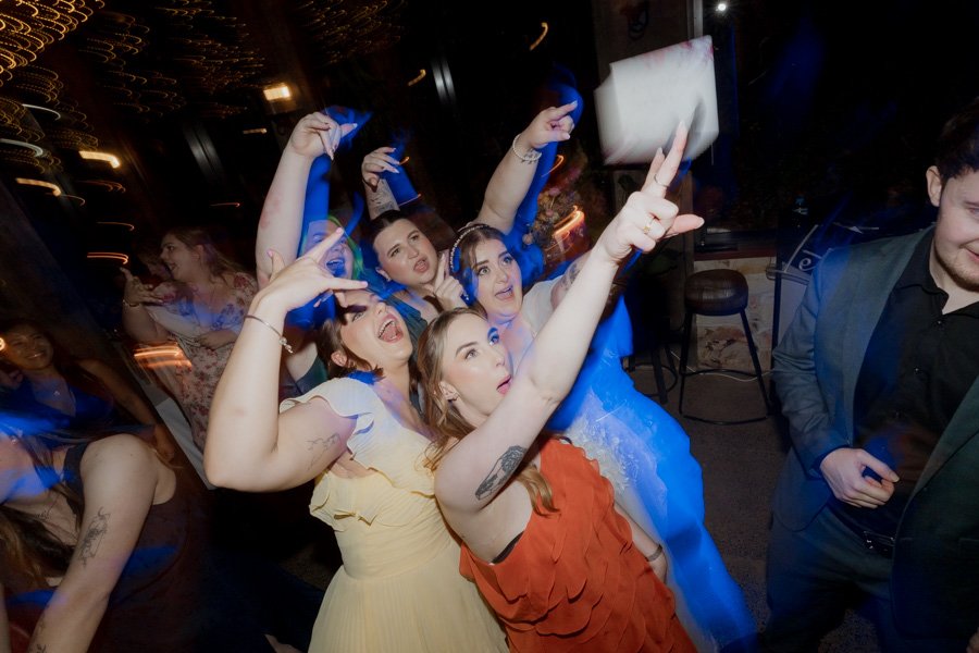 AngelaBrushePhotography_WEDDING_L&D_270826_SNEAKPEEKS-155.jpg