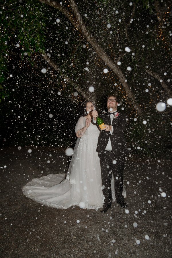 AngelaBrushePhotography_WEDDING_L&D_270826_SNEAKPEEKS-158.jpg