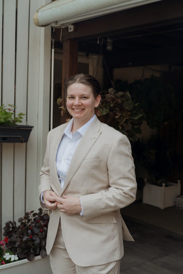 AngelaBrushePhotography_WEDDING_B&S_290826_SNEAKPEEKS-5.jpg