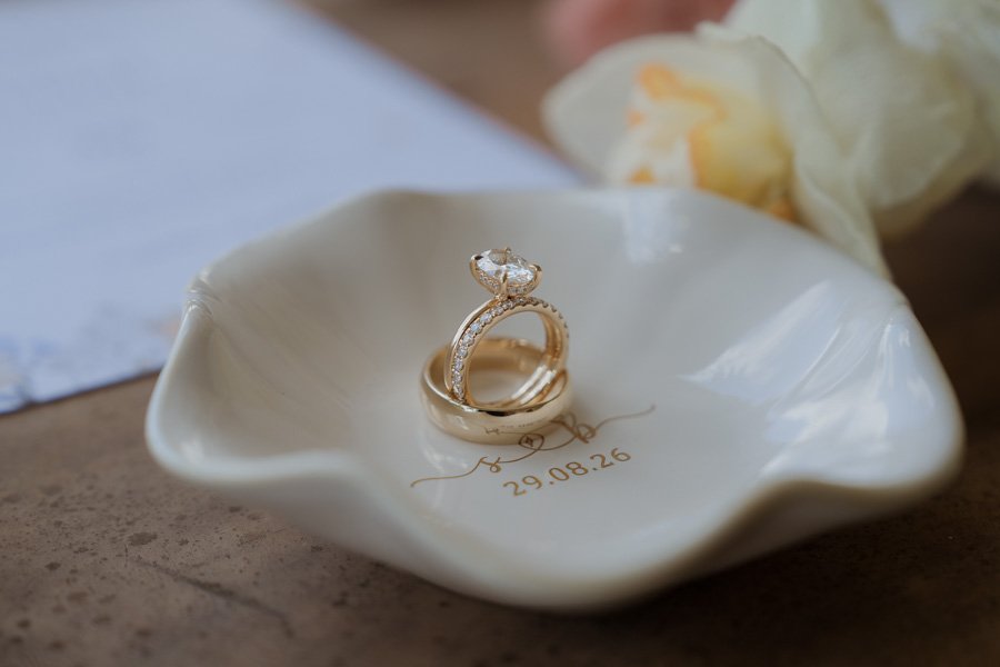 AngelaBrushePhotography_WEDDING_B&S_290826_SNEAKPEEKS-23.jpg