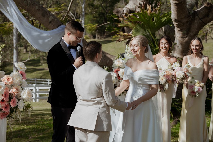 AngelaBrushePhotography_WEDDING_B&S_290826_SNEAKPEEKS-87.jpg
