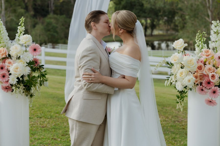 AngelaBrushePhotography_WEDDING_B&S_290826_SNEAKPEEKS-105.jpg
