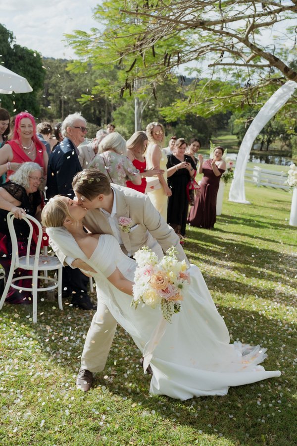 AngelaBrushePhotography_WEDDING_B&S_290826_SNEAKPEEKS-115.jpg