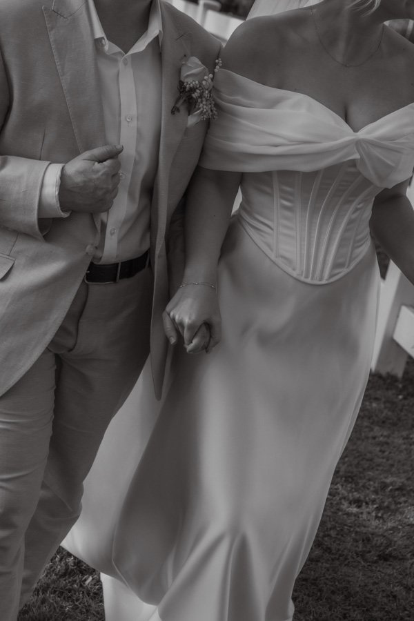 AngelaBrushePhotography_WEDDING_B&S_290826_SNEAKPEEKS-166.jpg