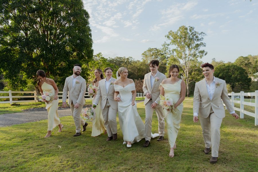 AngelaBrushePhotography_WEDDING_B&S_290826_SNEAKPEEKS-171.jpg