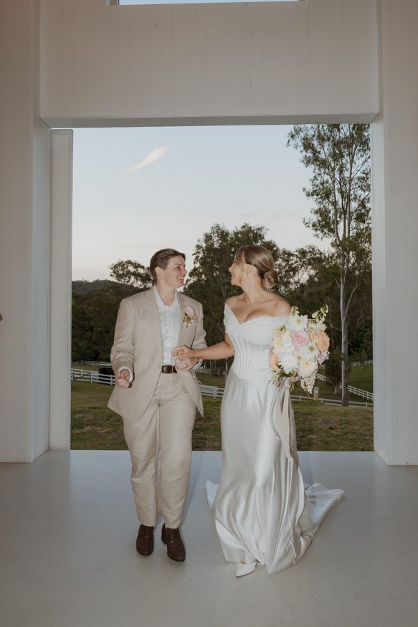 AngelaBrushePhotography_WEDDING_B&S_290826_SNEAKPEEKS-203.jpg