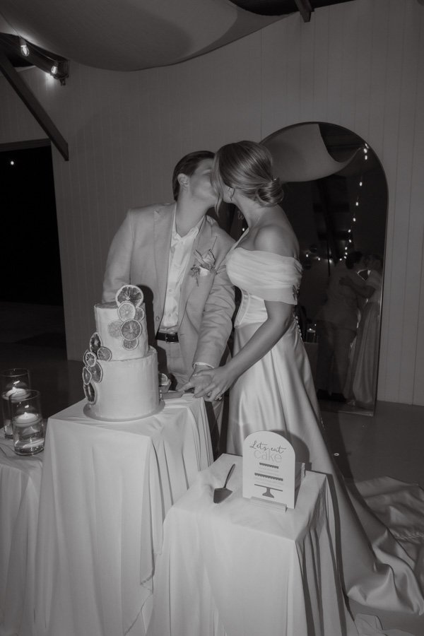 AngelaBrushePhotography_WEDDING_B&S_290826_SNEAKPEEKS-224.jpg