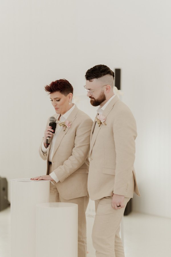 AngelaBrushePhotography_WEDDING_B&S_290826_SNEAKPEEKS-232.jpg